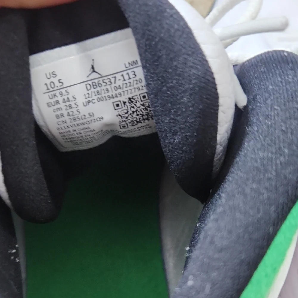 Men's Air Jordan 13 Retro Shoes - Picture 5 of 7